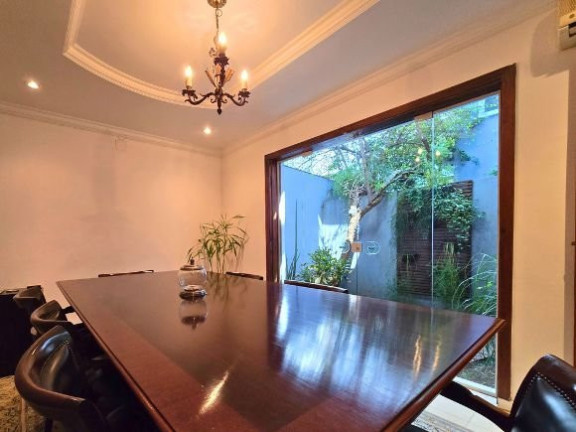 Imóvel Comercial à Venda, 190 m² em Vila Uberabinha - São Paulo