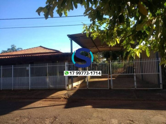 Casa com 4 Quartos à Venda, 800 m² em Centro - Indiaporã
