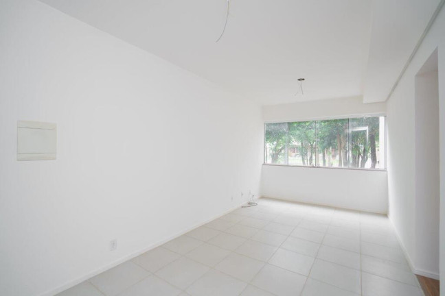 Imagem Apartamento com 2 Quartos à Venda, 50 m² em Hípica - Porto Alegre