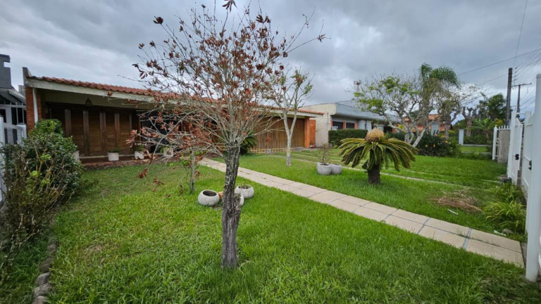 Imagem Casa com 4 Quartos à Venda, 264 m² em Atlântida - Xangri-lá