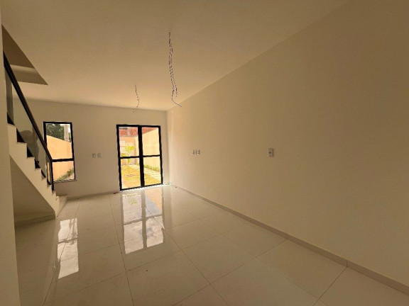 Imagem Casa com 3 Quartos à Venda, 94 m² em Maraponga - Fortaleza