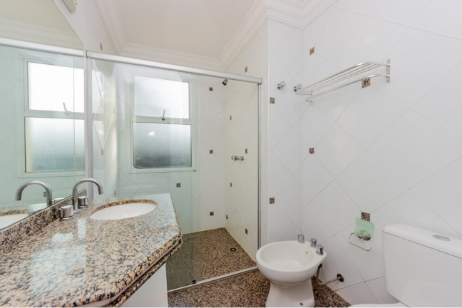 Imagem Casa de Condomínio com 4 Quartos à Venda, 276 m² em Interlagos - São Paulo Imagem Casa de Condomínio com 4 Quartos à Venda, 276 m² em Interlagos - São Paulo