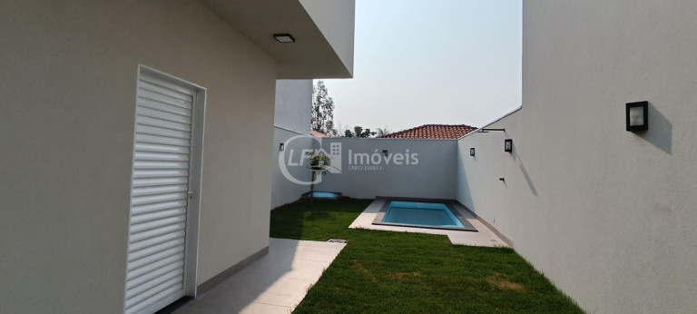 Imagem Casa com 3 Quartos à Venda, 216 m² em Vila Palmira - Campo Grande Imagem Casa com 3 Quartos à Venda, 216 m² em Vila Palmira - Campo Grande