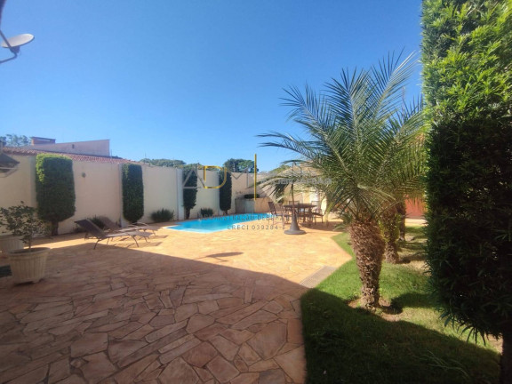 Imagem Casa com 3 Quartos à Venda, 240 m² em Vila Rodrigues Alves - Botucatu