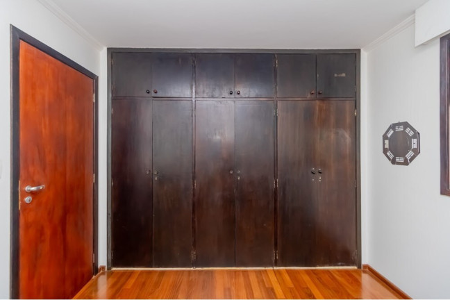 Imagem Casa com 4 Quartos à Venda, 173 m² em Jardim Umuarama - São Paulo Imagem Casa com 4 Quartos à Venda, 173 m² em Jardim Umuarama - São Paulo