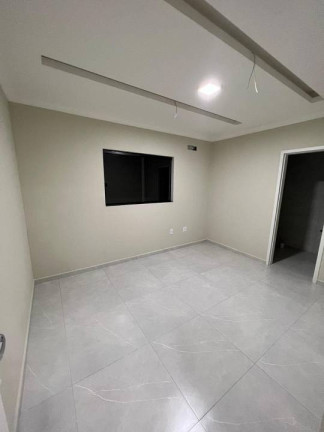 Imagem Casa com 2 Quartos à Venda, 110 m² em Ingleses Do Rio Vermelho - Florianópolis