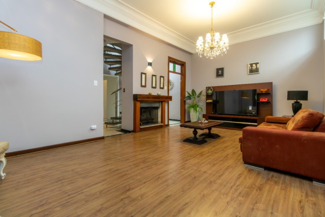 Casa com 3 Quartos à Venda, 239 m² em Perdizes - São Paulo