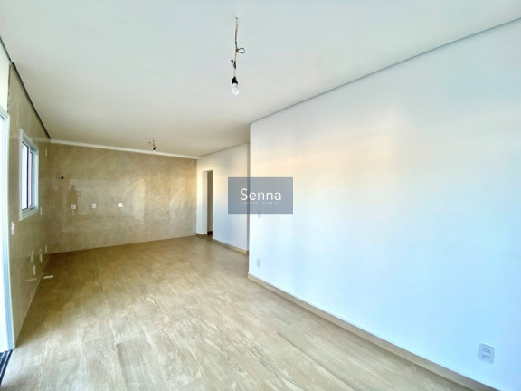Imagem Casa com 4 Quartos à Venda,  em Villaggio San Marco - Jundiaí