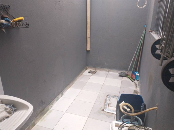 Imagem Sobrado com 2 Quartos à Venda, 85 m² em Solemar - Praia Grande Imagem Sobrado com 2 Quartos à Venda, 85 m² em Solemar - Praia Grande
