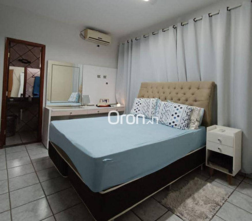 Imagem Casa com 3 Quartos à Venda, 295 m² em Setor Coimbra - Goiânia Imagem Casa com 3 Quartos à Venda, 295 m² em Setor Coimbra - Goiânia