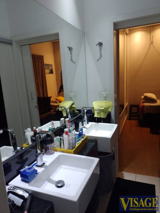 Imagem Casa de Condomínio com 3 Quartos à Venda, em Pq. California - Jacareí Imagem Casa de Condomínio com 3 Quartos à Venda, em Pq. California - Jacareí