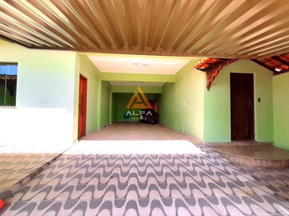 Imagem Casa com 4 Quartos à Venda, 380 m²
