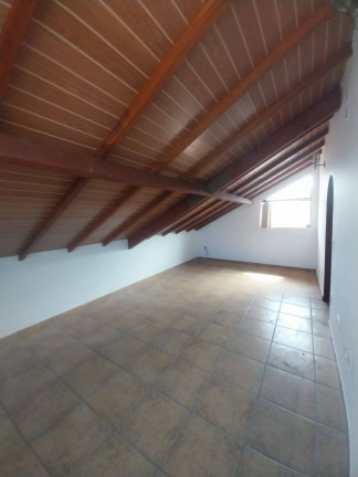 Imagem Casa com 6 Quartos à Venda, 360 m² em Centro - Ubatuba Imagem Casa com 6 Quartos à Venda, 360 m² em Centro - Ubatuba