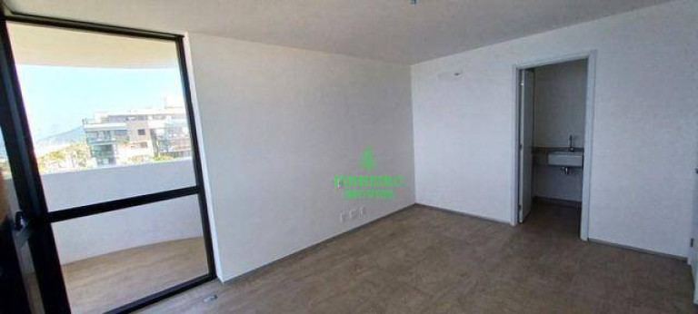 Imagem Apartamento com 3 Quartos à Venda, 130 m² em Piratininga - Niterói