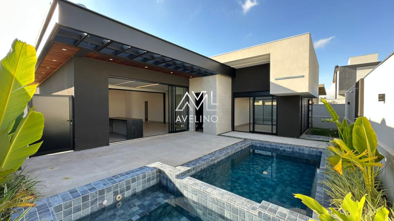 Imagem Casa de Condomínio com 5 Quartos à Venda, 255 m² em Jardim Noroeste - Campo Grande