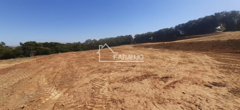Imagem Terreno à Venda, 98.000 m² em Zona Industrial - Sorocaba Imagem Terreno à Venda, 98.000 m² em Zona Industrial - Sorocaba