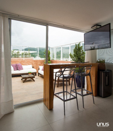 Imagem Cobertura com 3 Quartos à Venda, 433 m² em Pedra Branca - Palhoça