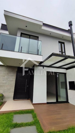 Imagem Casa com 1 Quarto à Venda, 152 m² em Bom Retiro - Joinville Imagem Casa com 1 Quarto à Venda, 152 m² em Bom Retiro - Joinville