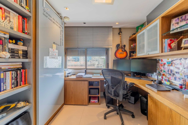 Imagem Apartamento com 3 Quartos à Venda, 161 m² em Moinhos De Vento - Porto Alegre Imagem Apartamento com 3 Quartos à Venda, 161 m² em Moinhos De Vento - Porto Alegre