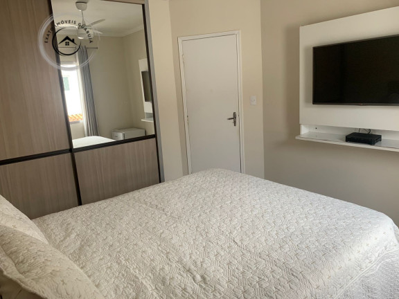 Imagem Casa com 2 Quartos à Venda, 70 m² Imagem Casa com 2 Quartos à Venda, 70 m²