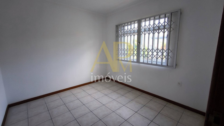 Imagem Casa com 3 Quartos à Venda, 285 m² em Canto - Florianópolis