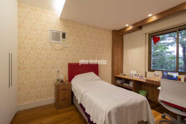 Imagem Apartamento com 4 Quartos à Venda, 240 m² em Real Parque - São Paulo