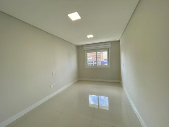 Imagem Apartamento com 2 Quartos à Venda, 90 m² em Centro - Capao Da Canoa