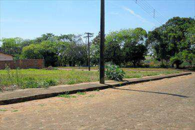 Imagem Terreno à Venda, 441 m² em Cidade Jardim - Pirassununga Imagem Terreno à Venda, 441 m² em Cidade Jardim - Pirassununga