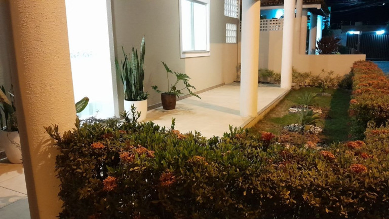 Imagem Casa com 4 Quartos à Venda, 122 m² em Buraquinho - Lauro De Freitas Imagem Casa com 4 Quartos à Venda, 122 m² em Buraquinho - Lauro De Freitas