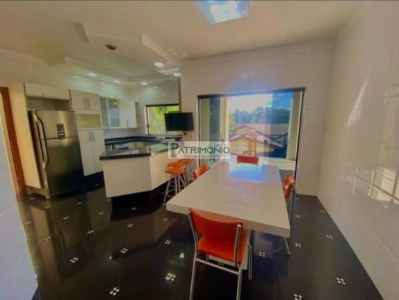 Imagem Casa com 3 Quartos à Venda, 820 m² em Arujázinho I, Ii E Iii - Arujá