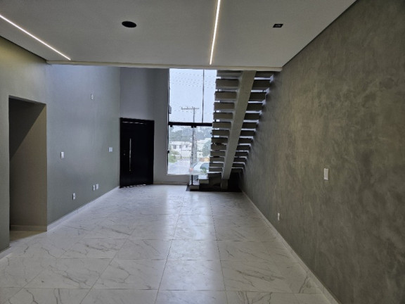 Imagem Casa com 4 Quartos à Venda, 241 m² em Ponta Negra - Manaus