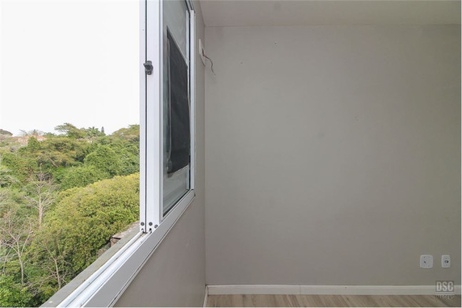 Imagem Imóvel com 2 Quartos à Venda, em Vila Nova - Porto Alegre Imagem Imóvel com 2 Quartos à Venda, em Vila Nova - Porto Alegre