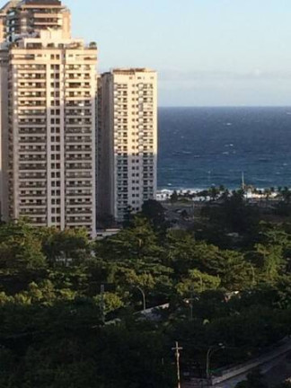 Imagem Apartamento com 2 Quartos à Venda, 70 m² em Barra Da Tijuca - Rio De Janeiro