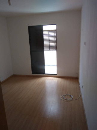 Imagem Casa com 4 Quartos à Venda, 140 m² em Vila Nova Conceição - São Paulo Imagem Casa com 4 Quartos à Venda, 140 m² em Vila Nova Conceição - São Paulo