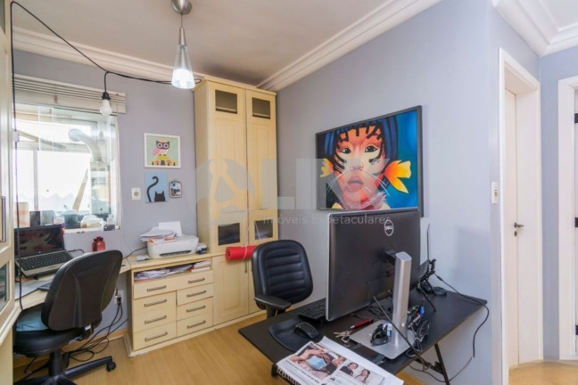 Imagem Apartamento com 2 Quartos à Venda, 70 m² em Mont Serrat - Porto Alegre