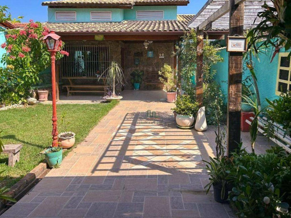 Casa com 2 Quartos à Venda, 110 m² em Itaipu - Niterói