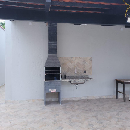 Imagem Casa com 4 Quartos à Venda, 247 m² em Jardim Virgínia - Guarujá