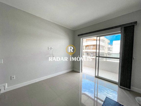 Imagem Apartamento com 3 Quartos à Venda, 208 m² em Algodoal - Cabo Frio