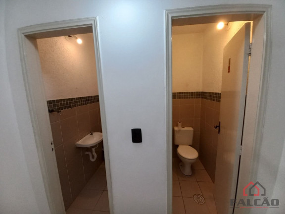 Imagem Casa com 1 Quarto à Venda ou Locação, 350 m² em Boqueirão - Santos Imagem Casa com 1 Quarto à Venda ou Locação, 350 m² em Boqueirão - Santos