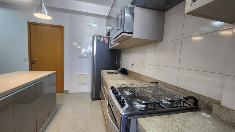 Imagem Apartamento com 2 Quartos à Venda, 72 m² em Gonzaga - Santos
