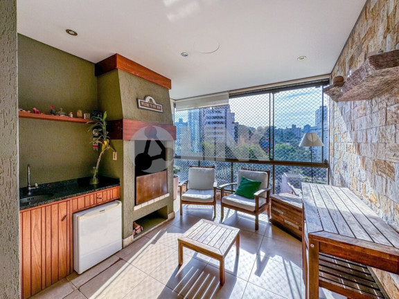 Imagem Apartamento com 3 Quartos à Venda, 117 m² em Petrópolis - Porto Alegre