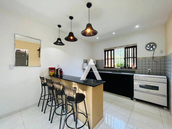 Imagem Casa com 3 Quartos à Venda, 200 m² em Bom Retiro - Teresópolis