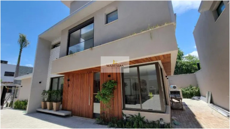 Casa com 4 Quartos à Venda, 227 m² em Juquehy - São Sebastião