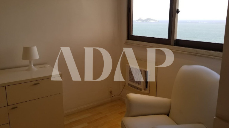 Imagem Imóvel com 4 Quartos à Venda, 310 m² em Barra Da Tijuca - Rio De Janeiro Imagem Imóvel com 4 Quartos à Venda, 310 m² em Barra Da Tijuca - Rio De Janeiro