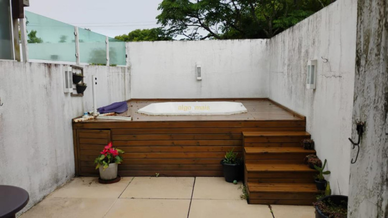 Imagem Imóvel com 3 Quartos à Venda, 95 m² em Centro - Xangri-lá