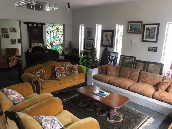 Casa com 3 Quartos à Venda, 240 m² em Gonzaga - Santos