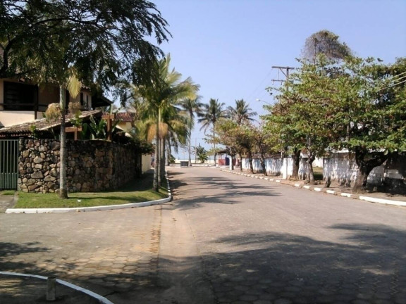 Imagem Sobrado com 4 Quartos à Venda, 250 m² em Cocanha - Caraguatatuba Imagem Sobrado com 4 Quartos à Venda, 250 m² em Cocanha - Caraguatatuba