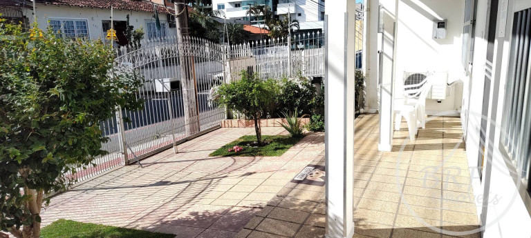 Imagem Casa com 3 Quartos à Venda, 165 m² em Barreiros - São José Imagem Casa com 3 Quartos à Venda, 165 m² em Barreiros - São José