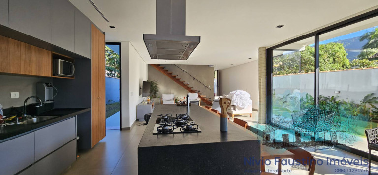 Imagem Casa com 5 Quartos à Venda, 400 m² em Barra Do Sahy - São Sebastião Imagem Casa com 5 Quartos à Venda, 400 m² em Barra Do Sahy - São Sebastião