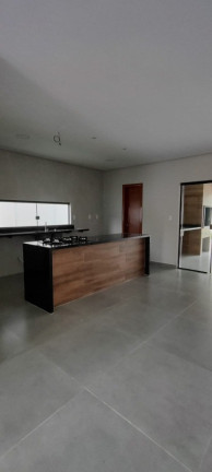 Imagem Casa com 3 Quartos à Venda, 190 m² em Ponta Negra - Manaus